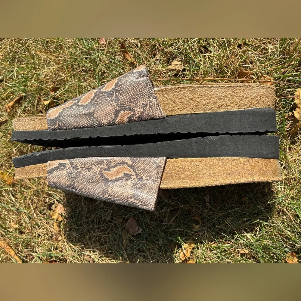 NWOT Naot Ipanema Slide Sandals - Picture 5 of 14